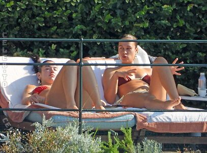 Dua Lipa Nude Leaked Photo #250