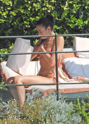 Dua Lipa Nude Leaked Photo #280