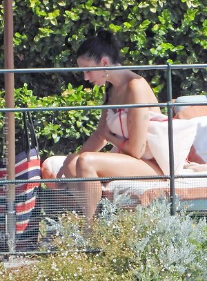 Dua Lipa Nude Leaked Photo #283