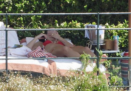 Dua Lipa Nude Leaked Photo #294
