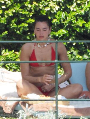 Dua Lipa photo