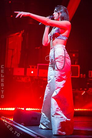 Dua Lipa photo