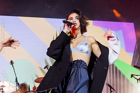 Dua Lipa photo