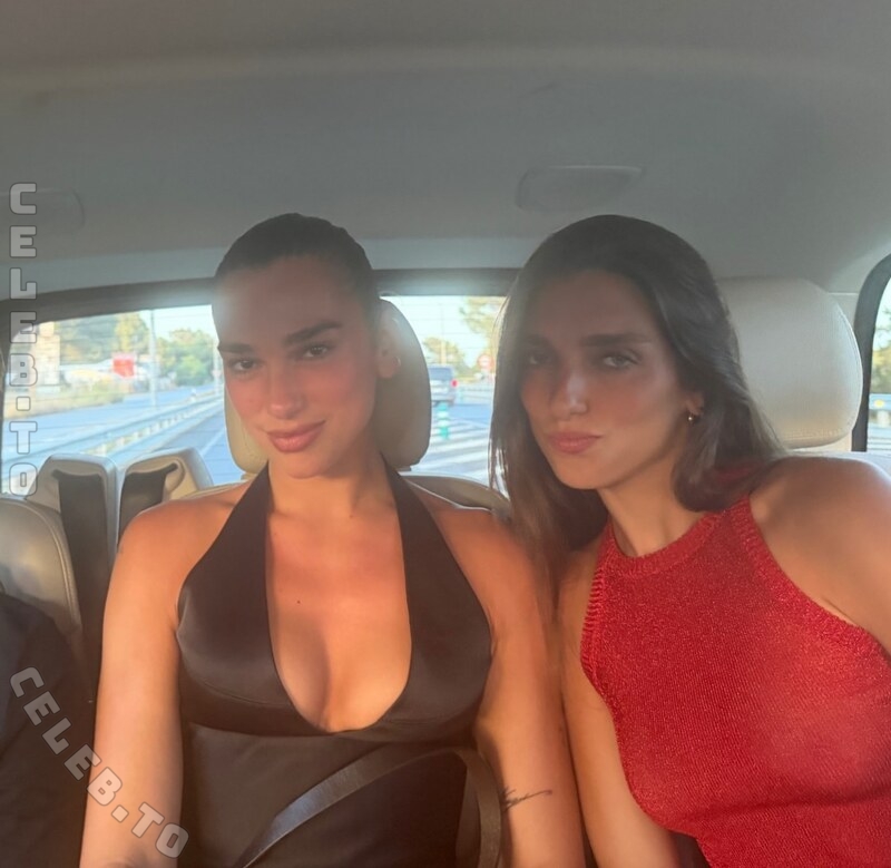 Dua Lipa photo