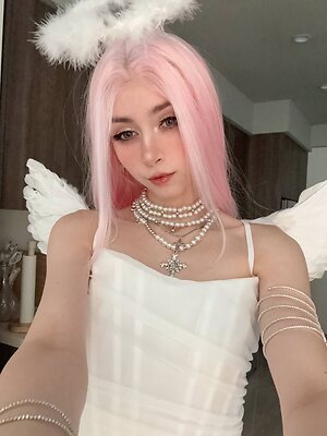 duckie.cos leaked photo #427