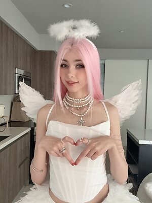 duckie.cos leaked photo #433