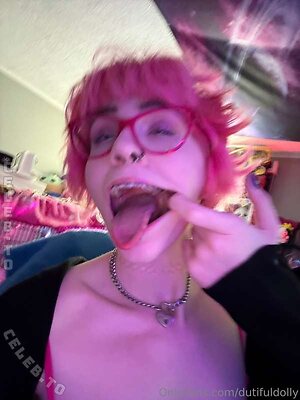 DutifulDolly leaked photo #36