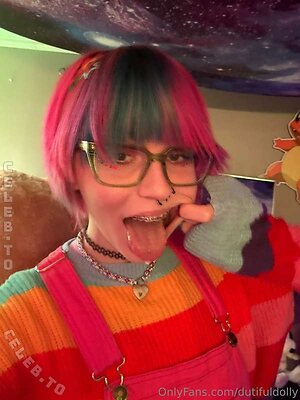 DutifulDolly leaked photo #44