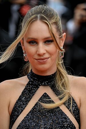 Dylan Penn leaked photo #15
