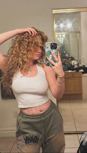Dytto leaked photo #23