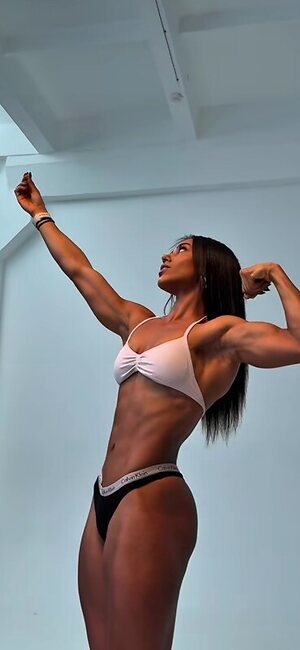 Dzoanna_fit leaked photo #13