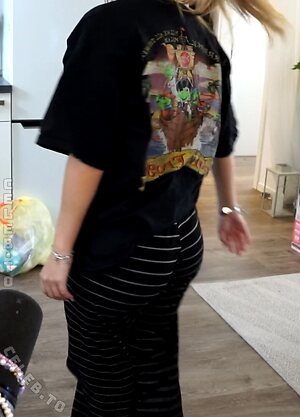 easyemi Nude Leaked Photo #6