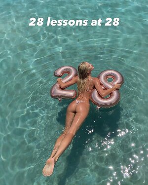 Ebrusorrenti leaked photo #27