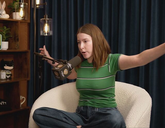 Eden Sher leaked photos