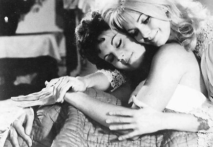 Edwige Fenech Nude Leaked Photo #16