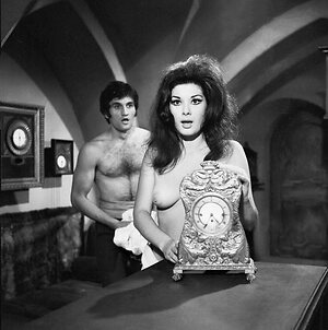 Edwige Fenech Nude Leaked Photo #28
