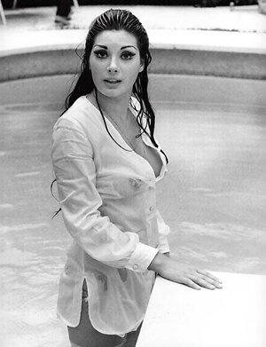 Edwige Fenech Nude Leaked Photo #41