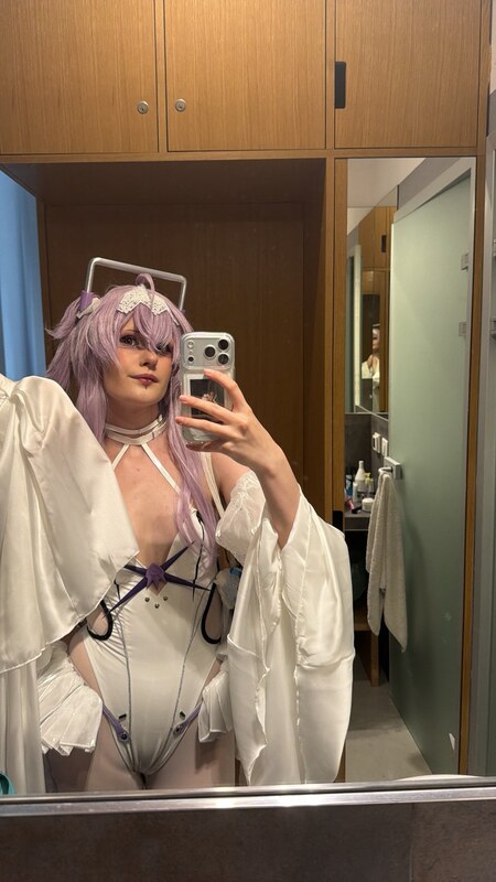 Eepy girl leaked photo #7
