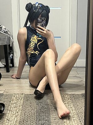 Eepy girl leaked photo #26