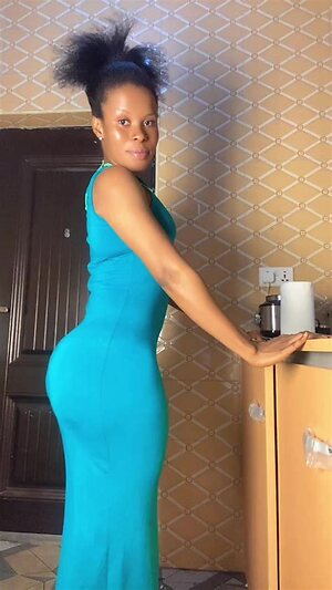 Efia Marie leaked photo #3