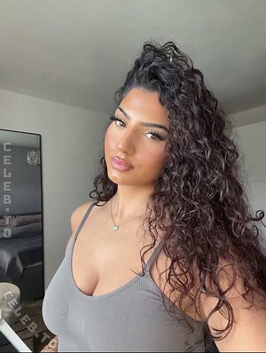 Einfachjana Nude Leaked Photo #4