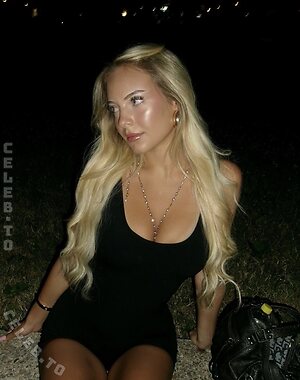 Einmarlenchen Nude Leaked Photo #11