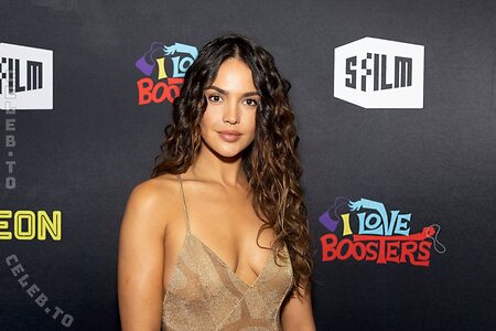 Eiza González Nude Leaked Photo #32