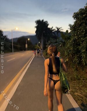 Elaine Gu photo
