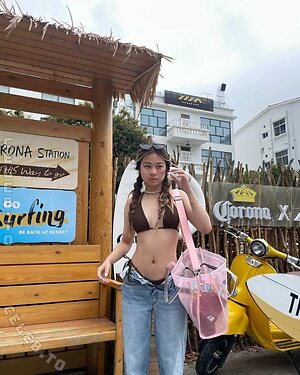 Elaine Gu Nude Leaked Photo #42