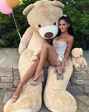 Elaine Kim leaked photo #8