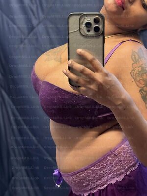 Elakkiya leaked photo #6