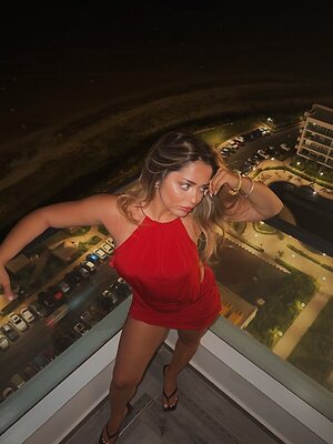 Elanur leaked photo #4