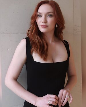Eleanor Tomlinson leaked photo #2