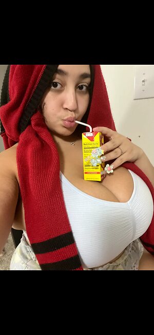 Eleciana Patton leaked photo #4
