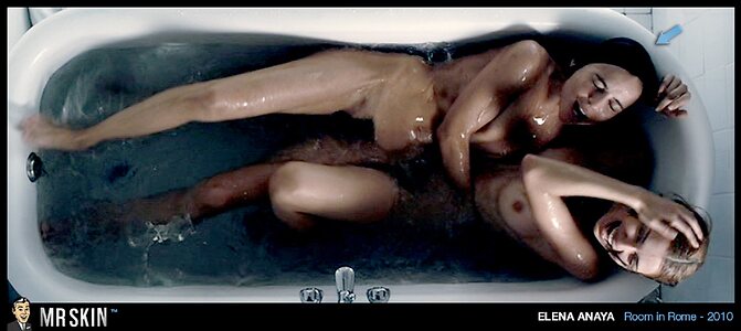 Elena Anaya leaked photo #372