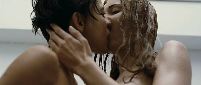 Elena Anaya leaked photo #412