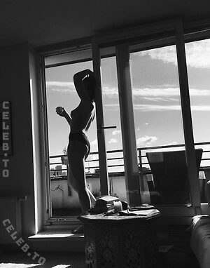 Elena Wolff photo
