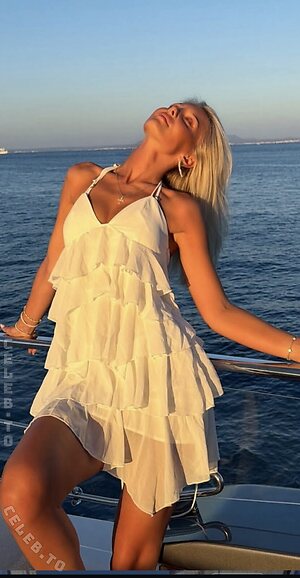 Elena Zoe leaked photo #1408