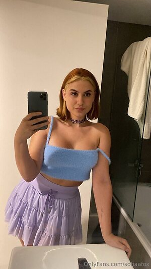 ElenaSmith98 leaked photo #10