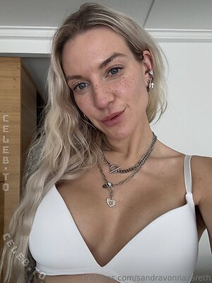 Elena_tight leaked photo #164