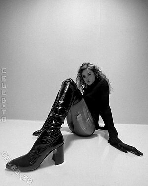 Eli Preiss Nude Leaked Photo #8