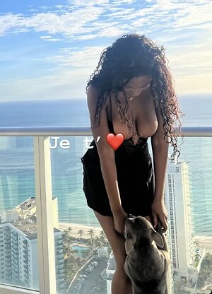 Elinda San leaked photo #2
