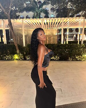 Elinda San leaked photo #140