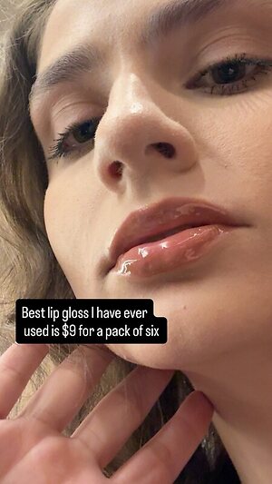 Elisabeth Marchini leaked photo #13
