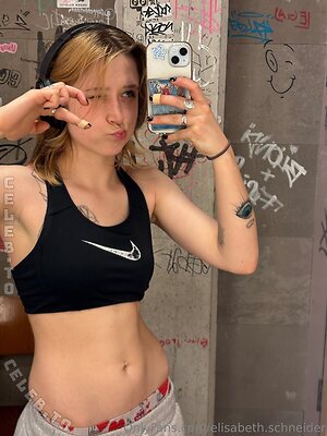 elisabeth.schneider Nude Leaked Photo #5