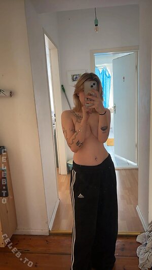 elisabeth.schneider Nude Leaked Photo #27