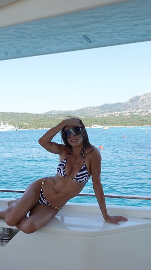 Elisabetta Canalis leaked photo #41
