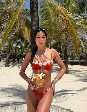 Elisabetta Gregoraci Nude Leaked Photo #4