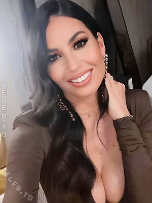 Elisabetta Gregoraci Nude Leaked Photo #128