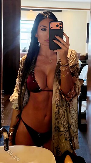 Elisabetta Gregoraci Nude Leaked Photo #163